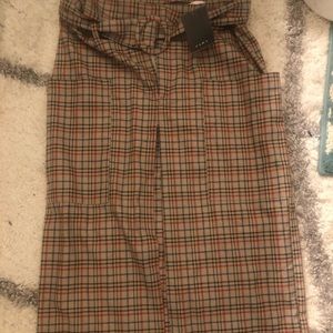 NWT/ Zara plaid pencil skirt with front pockets